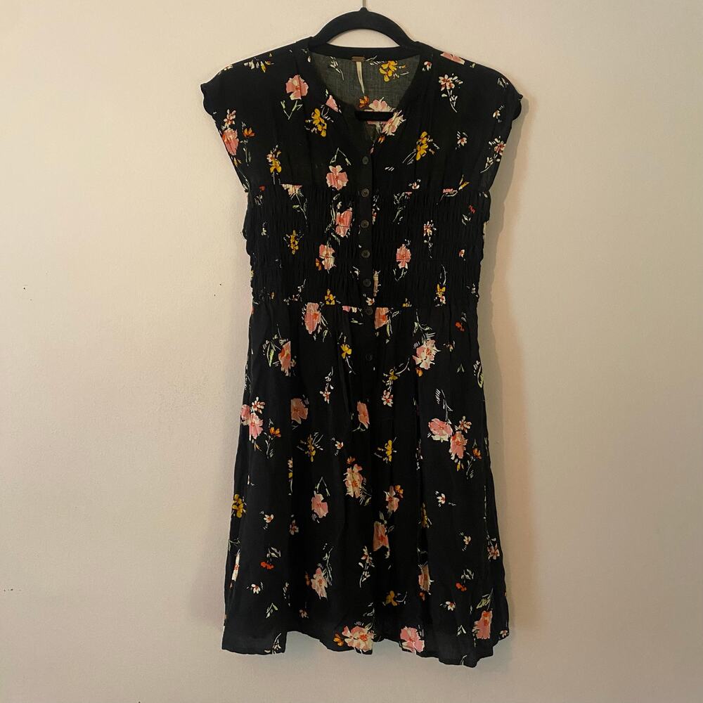 Free People Black Floral Smocked Cap Sleeves Mini Dress Fairycore Women size XS